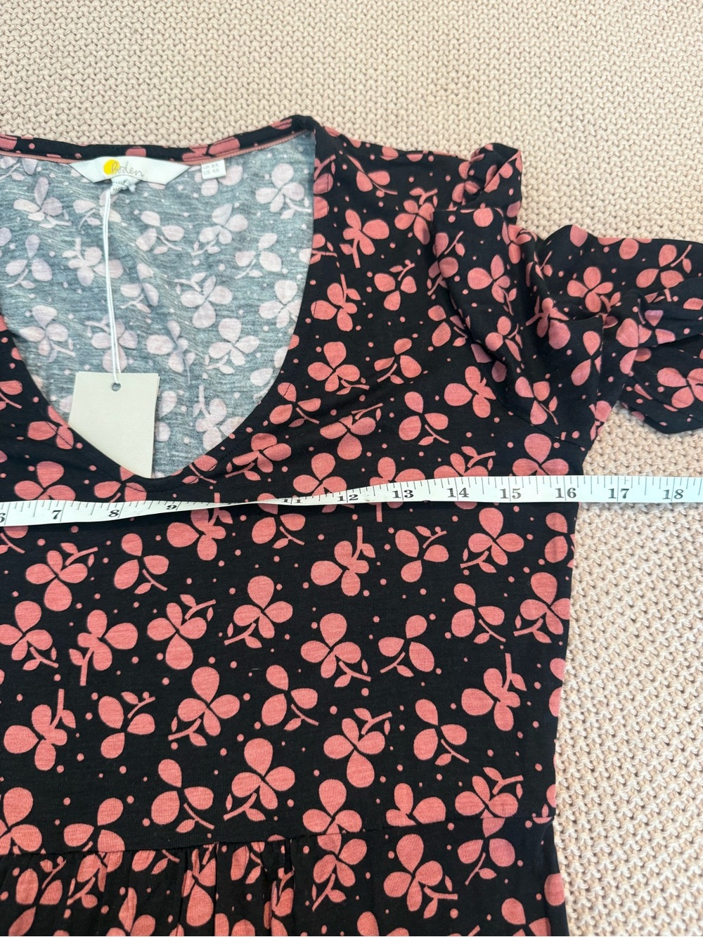 NWT Boden Hattie Jersey Knit Swing Black Dress with Pink Floral Print size 4 - Picture 7 of 10